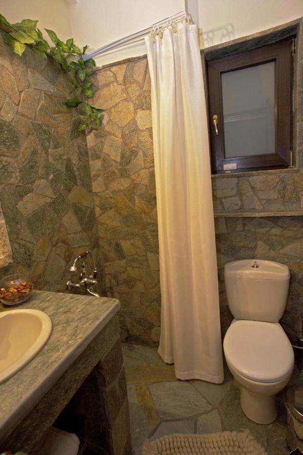 Wood And Stone Villa Янина Екстериор снимка