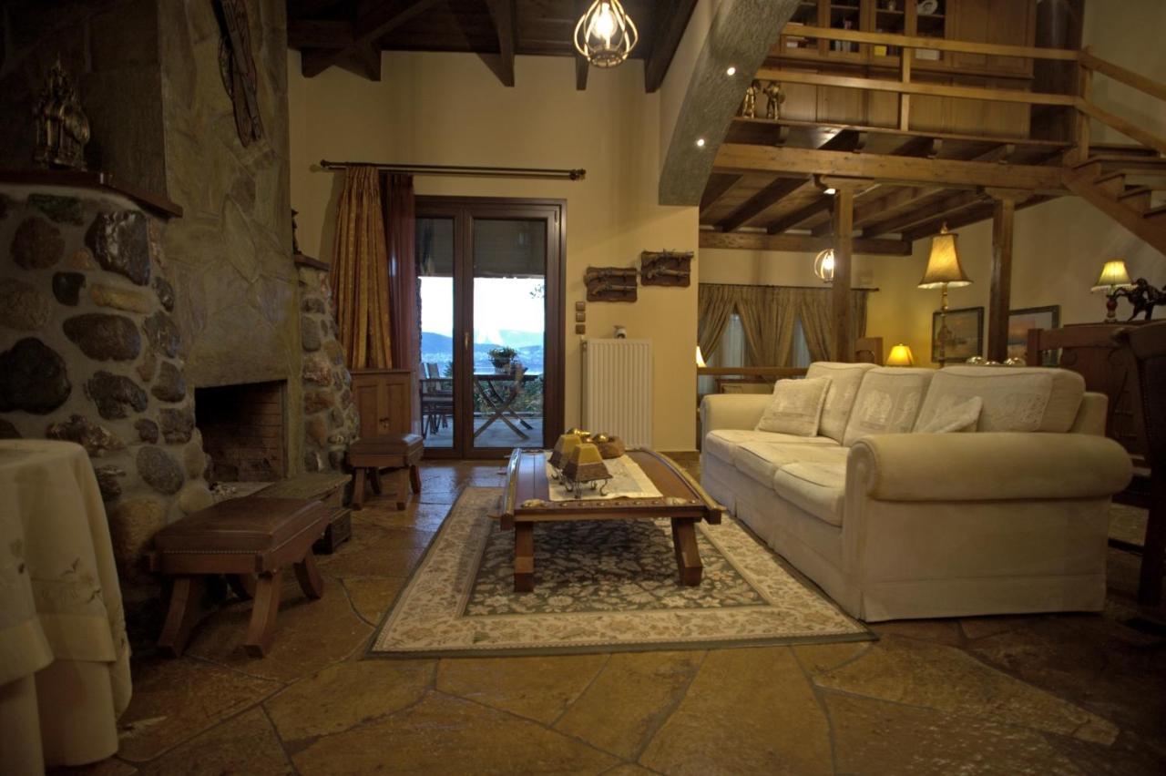 Wood And Stone Villa Янина Екстериор снимка