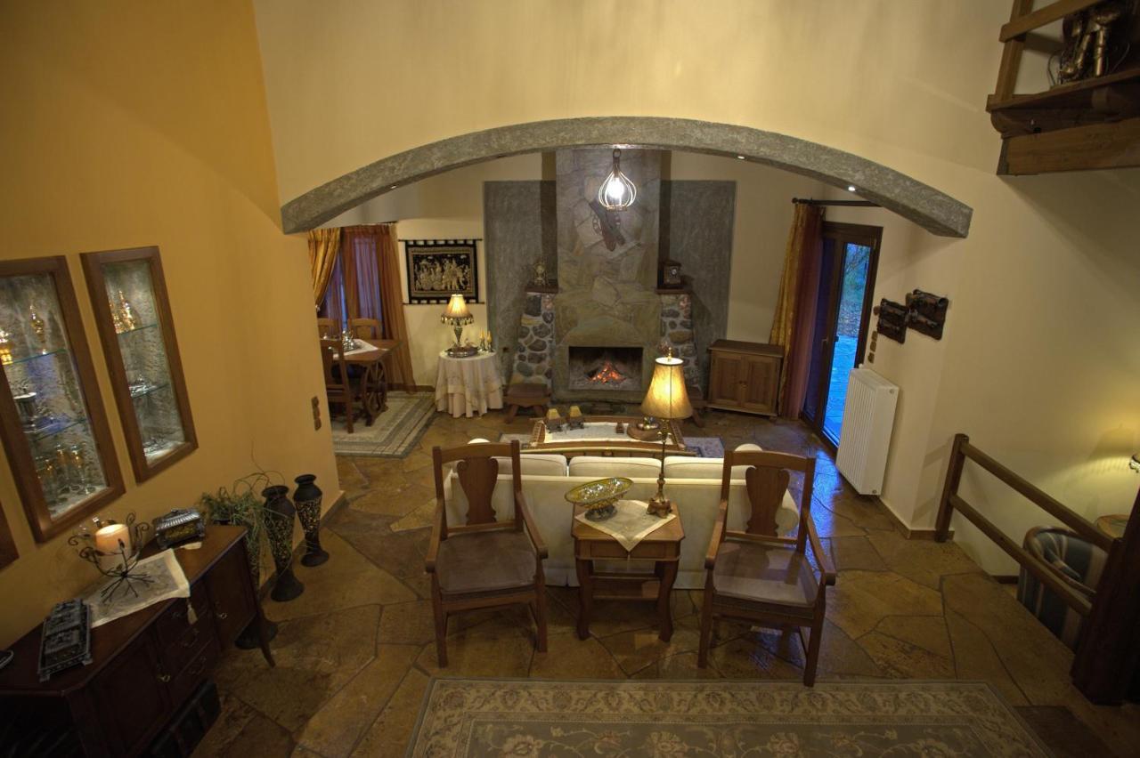 Wood And Stone Villa Янина Екстериор снимка